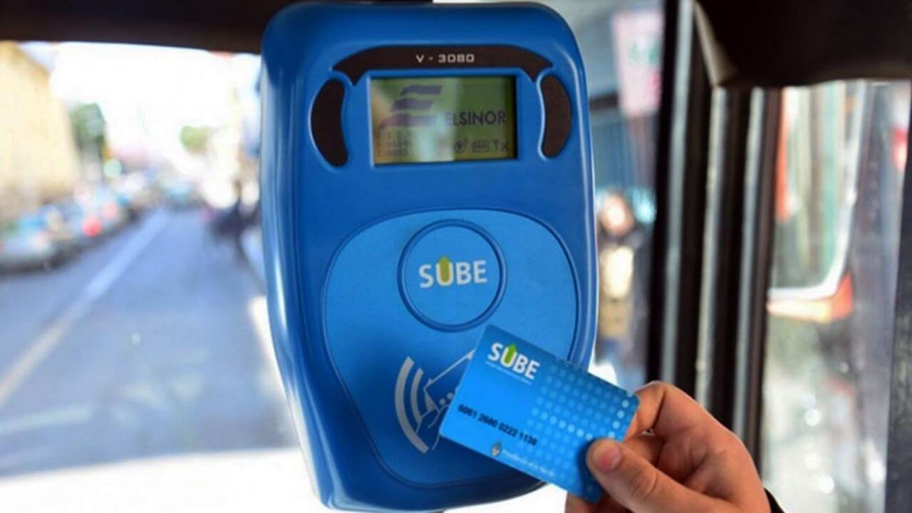 Tarjeta SUBE, medio de pago de los trenes de Buenos Aires